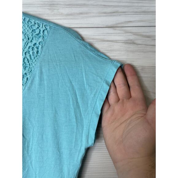 Chico's Shirt Womens Medium Aqua Blue Lace Crochet V-Neck Short Sleeve Modal - Picture 3 of 10